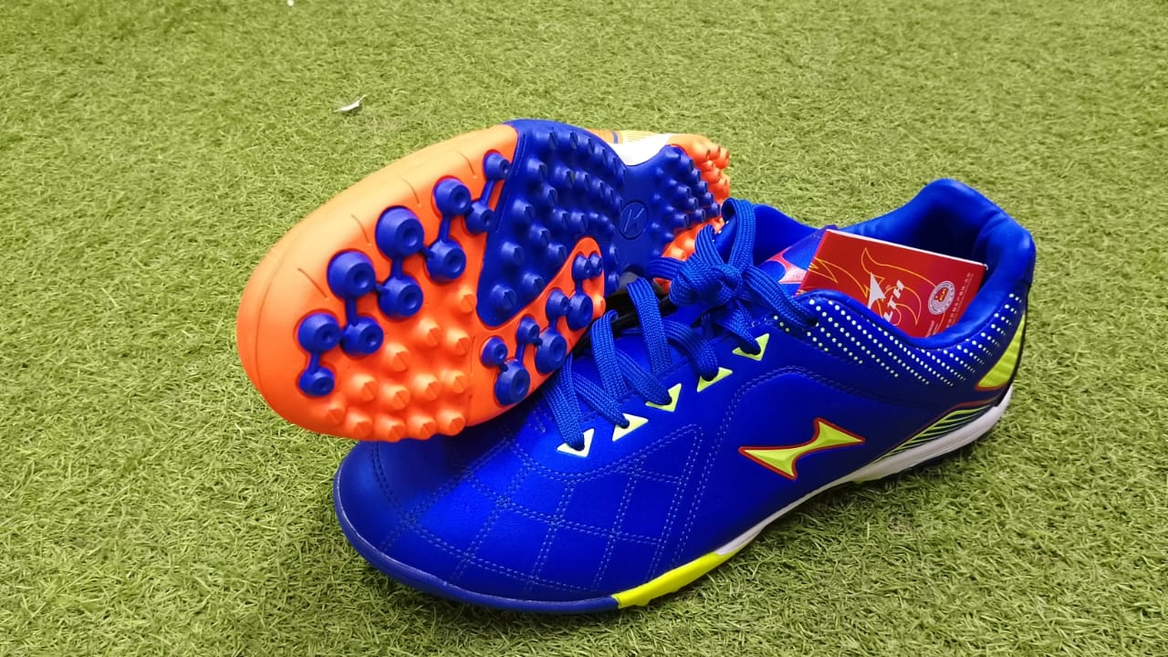 Field Hockey Shoes - Image 3